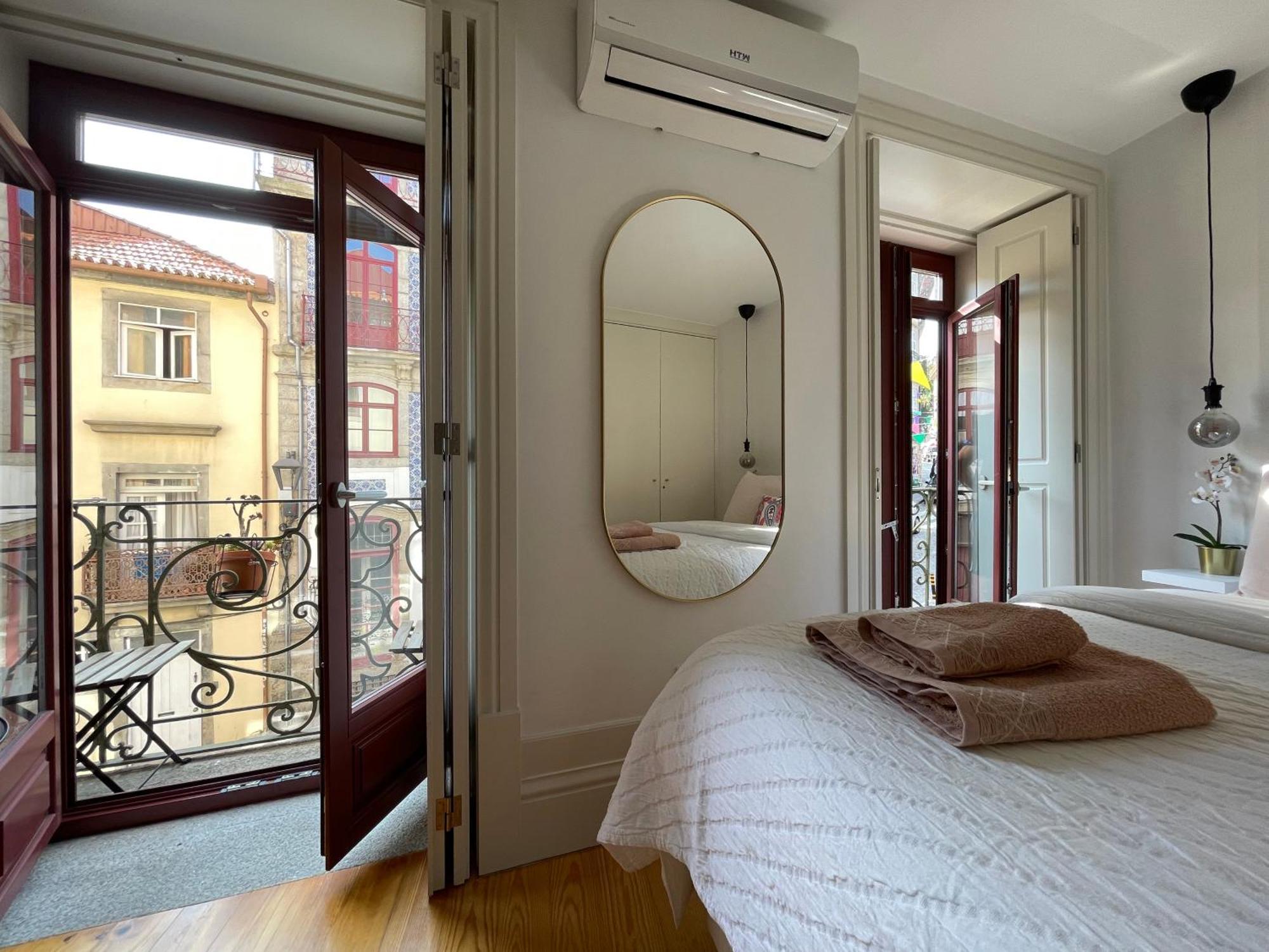 Apartament Historic Porto Balcony Hideaway - Taipas House 60 Zewnętrze zdjęcie